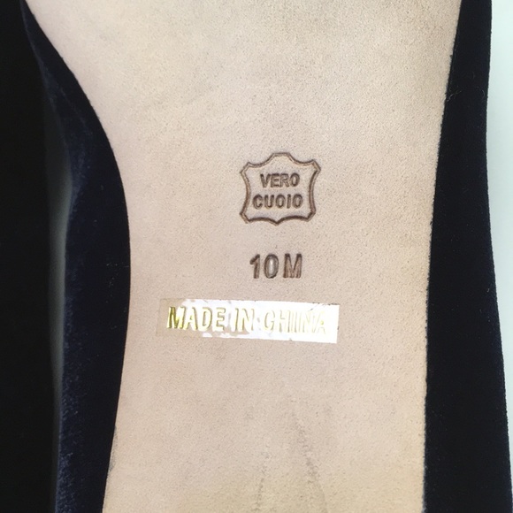 Neiman Marcus Dark Blue Suede Flats with Black Bow - Picture 7 of 11